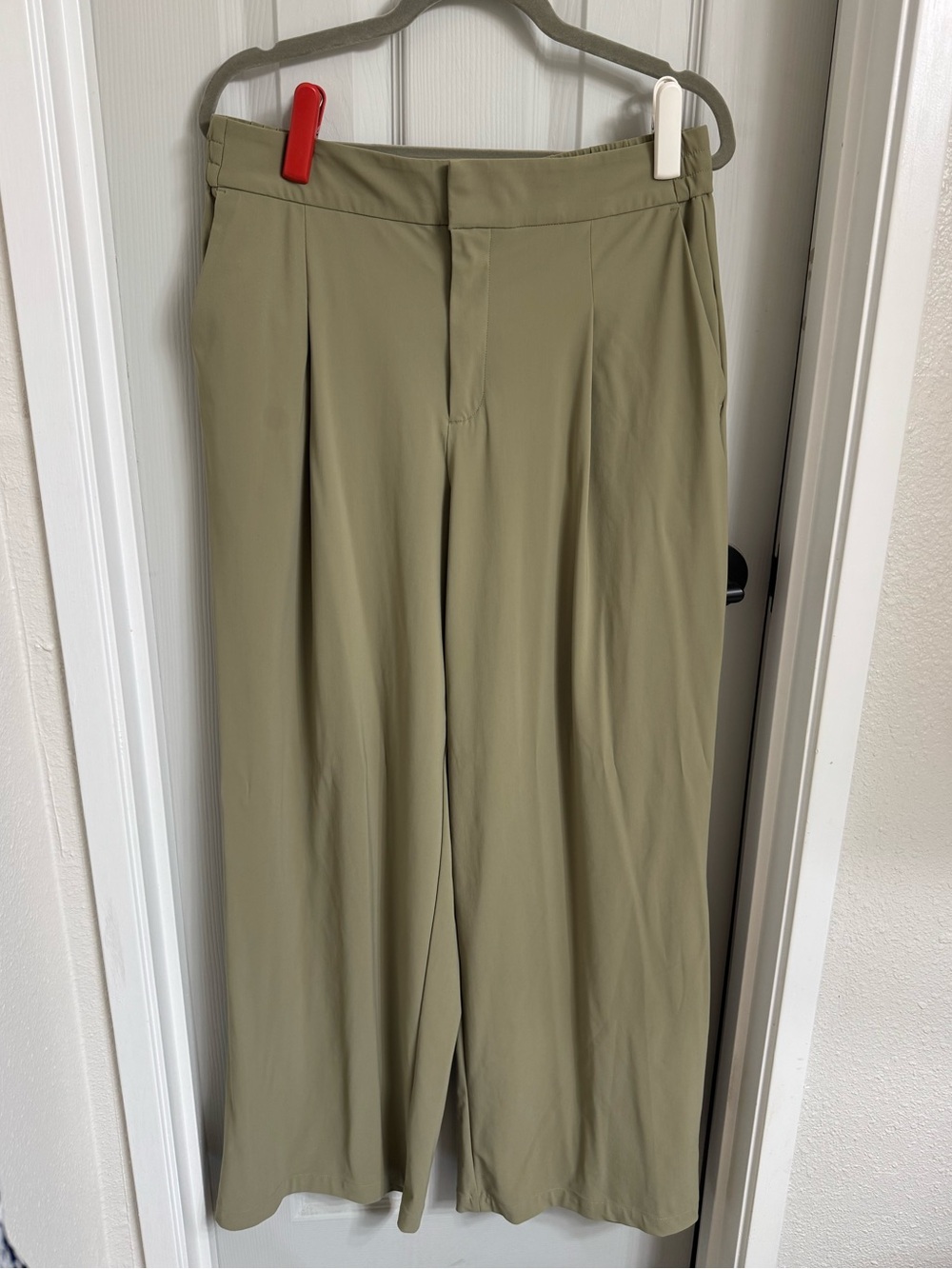 Athleta Pinnacle Olive Green Wide-Leg
High-Rise Pants - Size 12